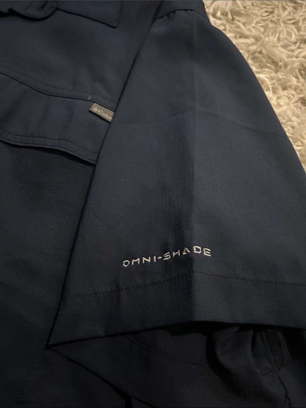 Columbia Navy Short-Sleeve Omni-Shade Button Shirt NWT - Picture 3 of 4